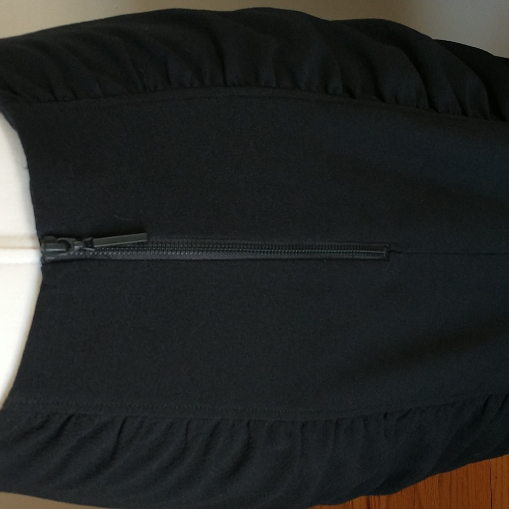 Nanette Lepore pencil skirt ruched trim gathers black slim fit size 6 - Picture 5 of 9